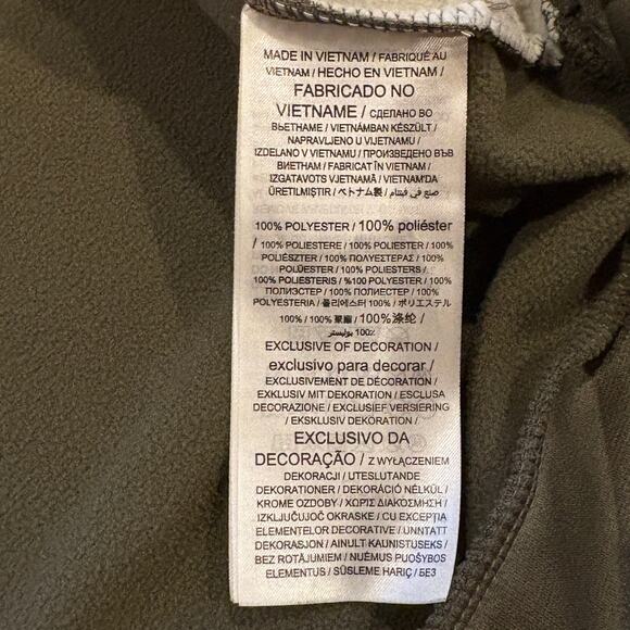 Nike New England Patriots Salute To Service Sweatshirt Mens 2XL Green Therma Fit - Picture 10 of 15